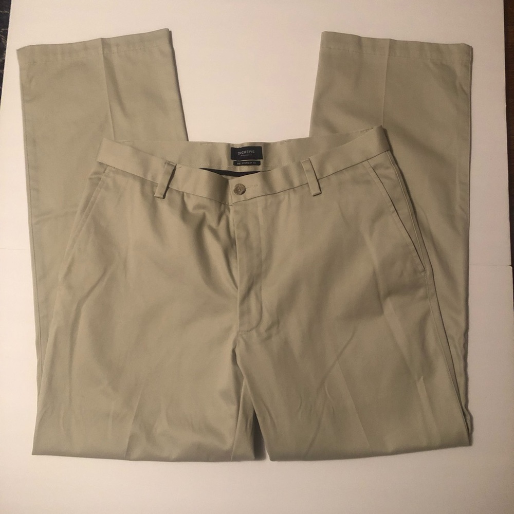 Dockers khakis D2 straight fit 34x32 - Picture 3 of 6